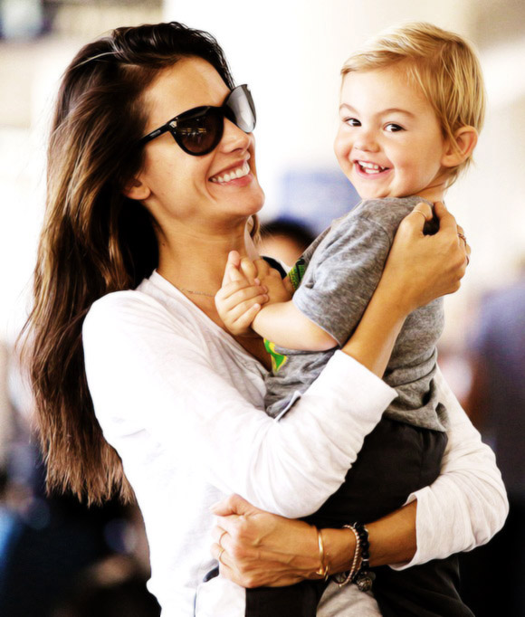 Alessandra Ambrosio and her kids are happy to be back in L.A. Alessandra Ambrosio